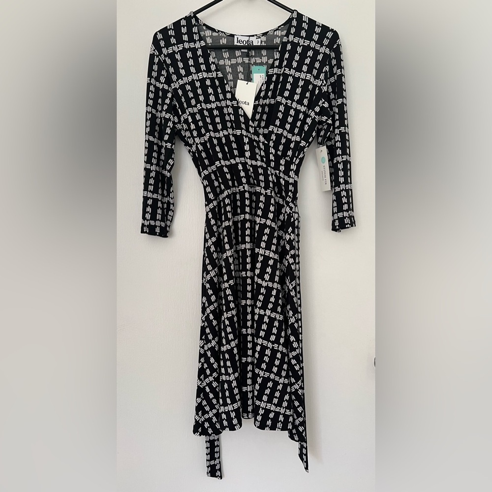 NWT Leota faux warp dress